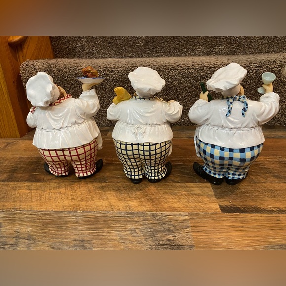 3 Porcelain Chiefs - Picture 2 of 11